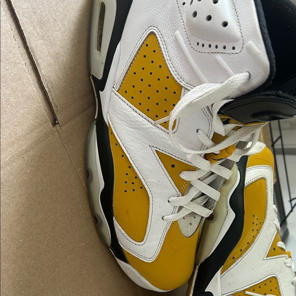 Jordan 6 White and Yellow High-Top Sneakers Size 11.5